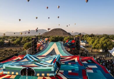 El ritual electrónico frente a las pirámides que marcará el equinoccio en México.